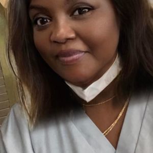 Meet your Posher, Shirley